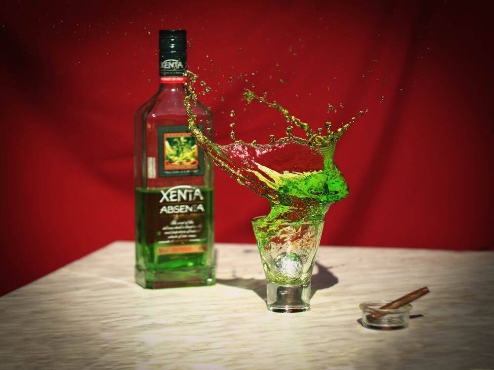 Не будь профаном: как правильно пить абсент