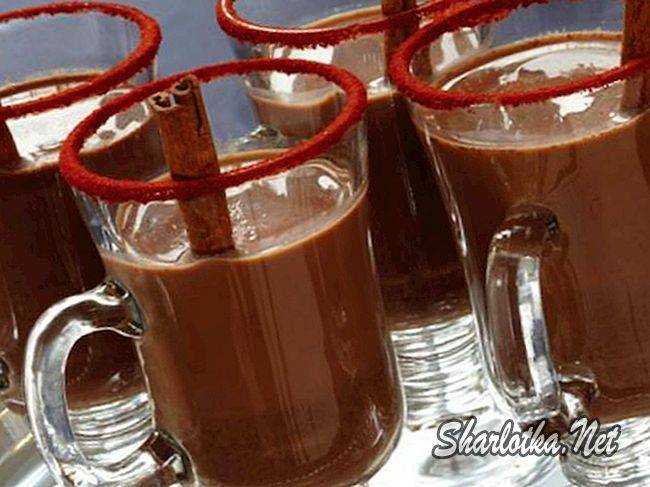 Топ-18 коктейлей с вином красным, белым, розовым и игристым