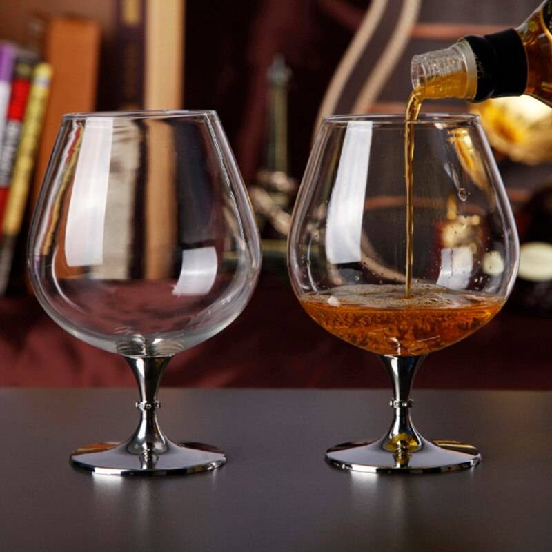 Снифтер и другие бокалы для коньяка: как называется и какой выбрать