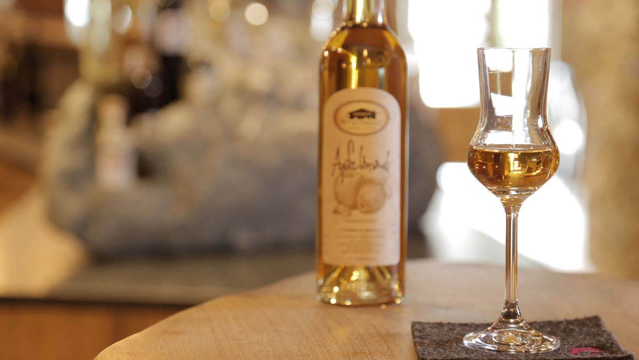 нарделли граппа. граппа напиток. граппа барберо бьянко. Grappa крепкий виноградный. италия граппа испания.