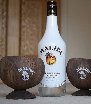 Ликер малибу виды, состав, крепость, калорийность. 6 рецептов коктейлей с ликером malibu в домашних условиях - rus-womens