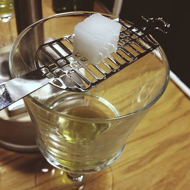 Как пить абсент в домашних условиях