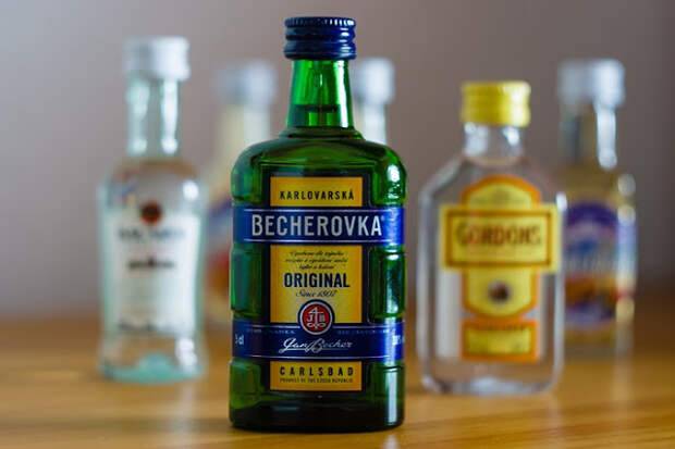 Бехеровка: история, состав, рецептура, как пить?