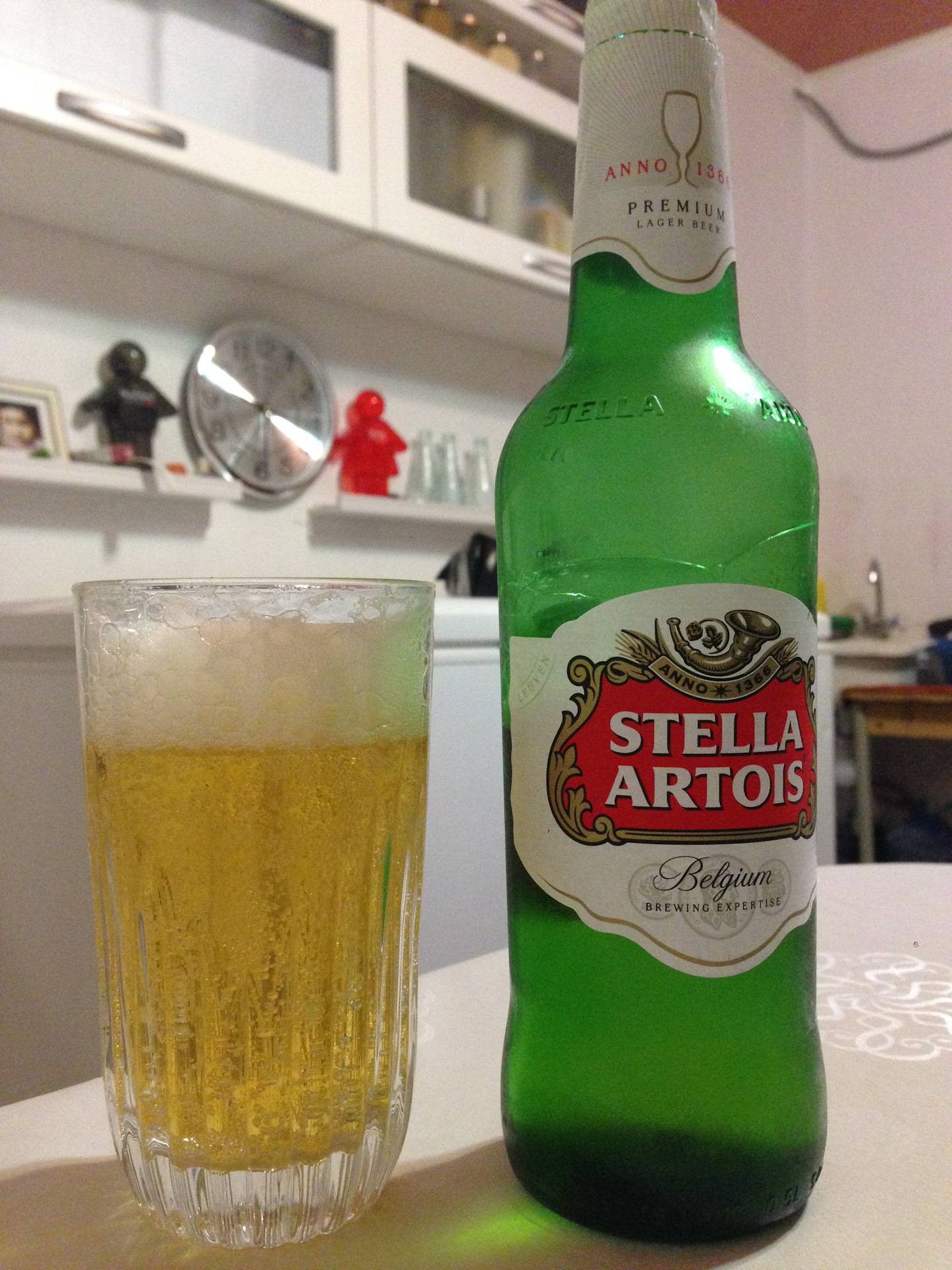 Stella artua. Stella Artois.