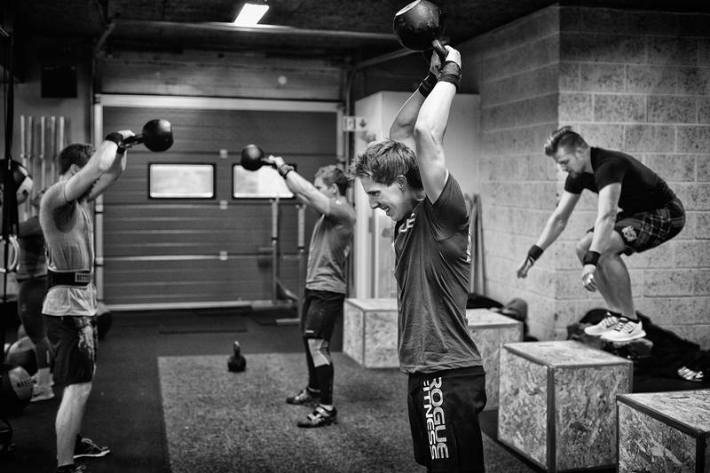 Как совмещать единоборства и качалку: разгадываем мифы - tony.ru