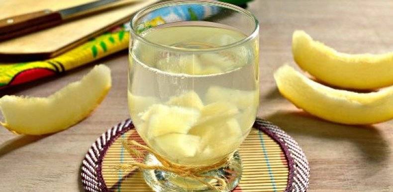 Мидори: обзор дынного ликера + 9 рецептов коктейлей