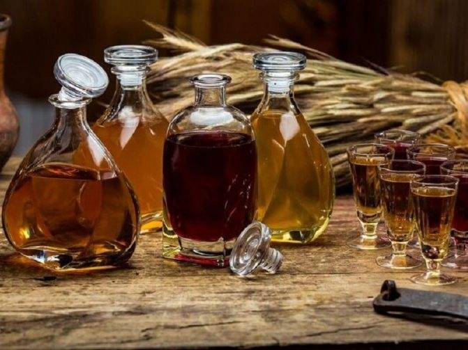 На чем настоять самогон: вкусные рецепты в домашних условиях
