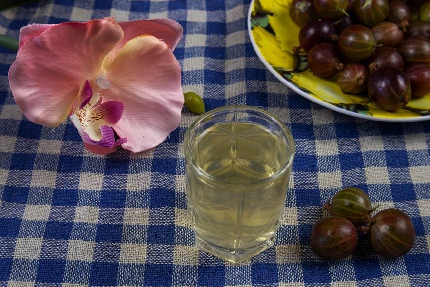 Наливка и настойка на персиках: 9 рецептов в домашних условиях