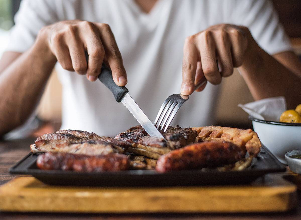 Se puede comer carne jueves santo