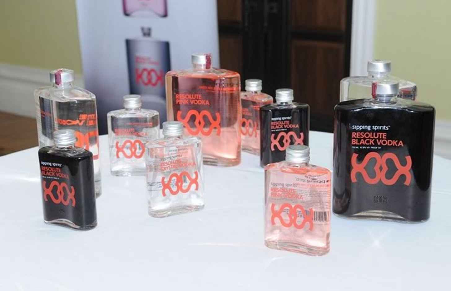 Как отличить поддельную (паленую) водку от настоящей в магазине